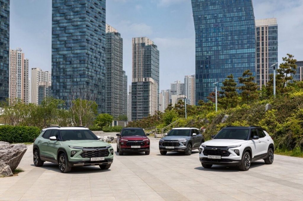 An image of the 2024 Chevy Trailblazer lineup in Korea, including LT, Premier, Activ and RS.