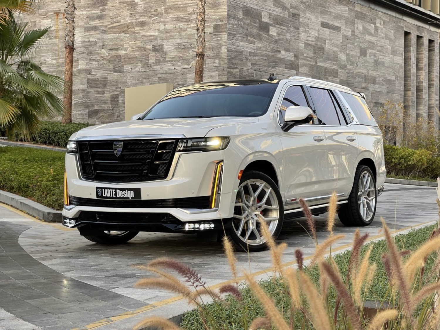 Larte Design Releases New Wide Body For Cadillac Escalade