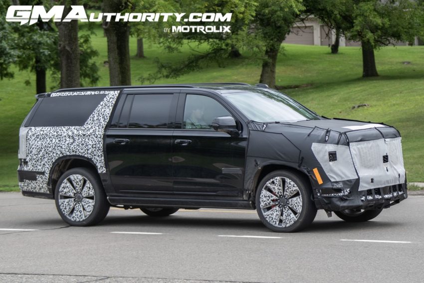 2025 Cadillac EscaladeV ESV Refresh Prototype Spy Shots September 2023 Exterior 005