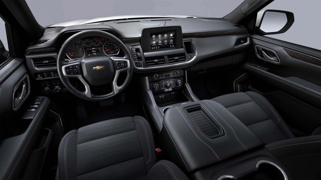 Cockpit view of the 2024 Chevy Suburban interior colors.