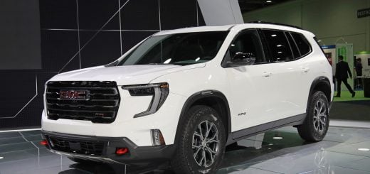 2024 GMC Acadia Drops the V6 and Goes Turbo in Detroit