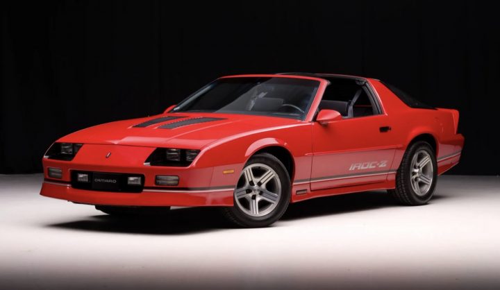 440-Mile 1989 Chevy Camaro IROC-Z Up For Auction: Video