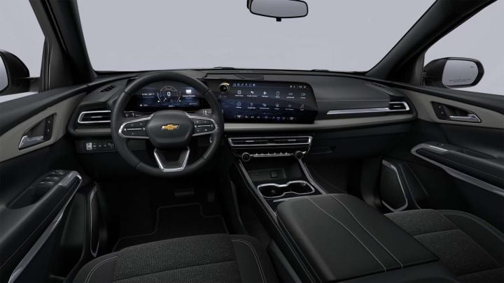 Cockpit view of the 2024 Chevy Traverse. 