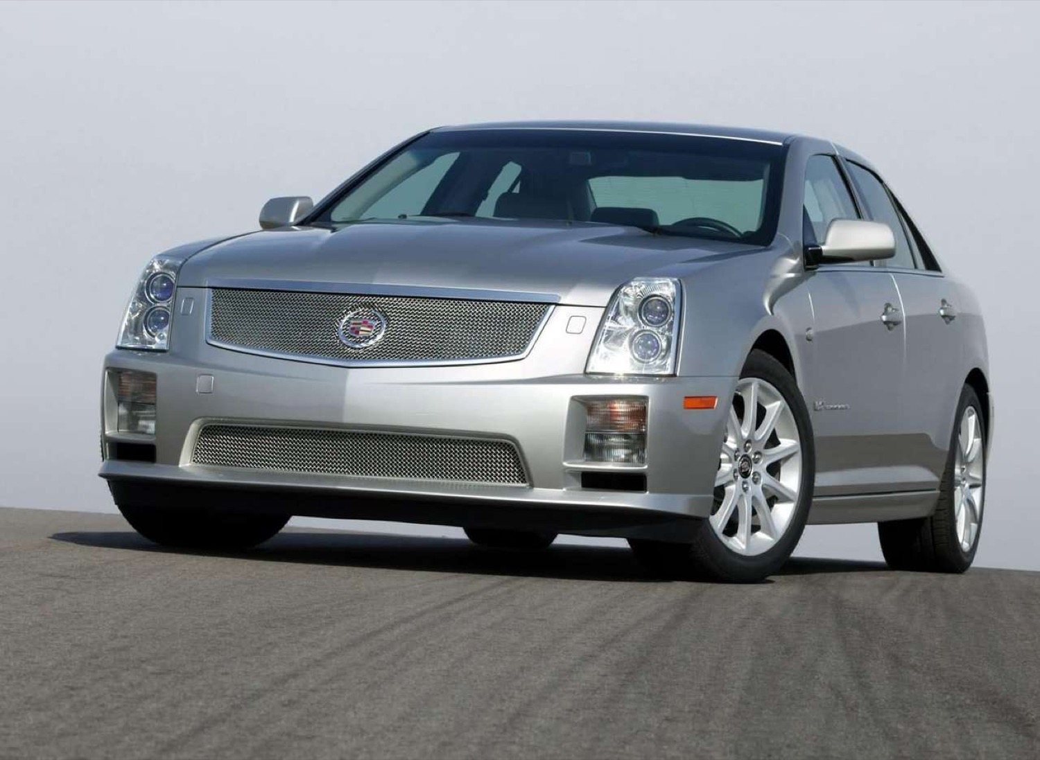 Cadillac STS-V Info, Specs, Pictures, Wiki & More