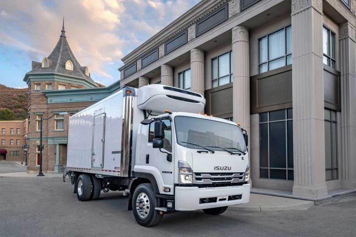 Front three quarters view of the Isuzu FVR truck. 