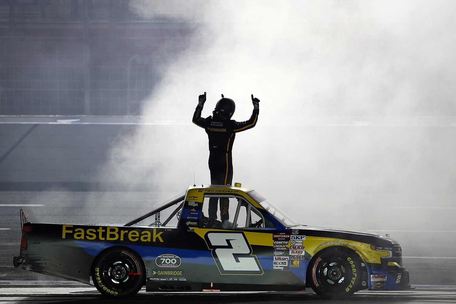 No. 2 NASCAR Chevy Truck Wins Charlotte 2024 Video