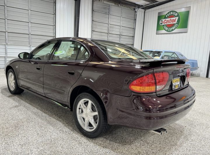 Rear-three-quarter view of 2004 Oldsmobile Alero.