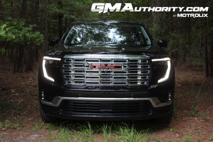 Front view of the 2025 GMC Acadia generation.