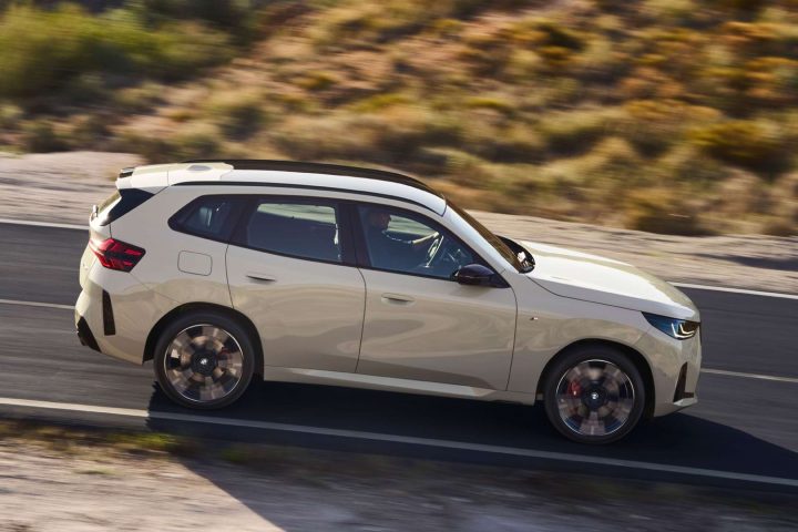 Side view of the 2025 BMW X3. 