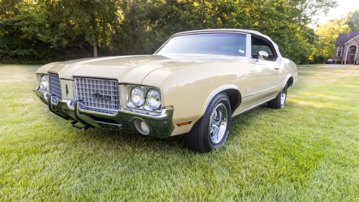 1972 Oldsmobile Cutlass Supreme Convertible Up For Auction