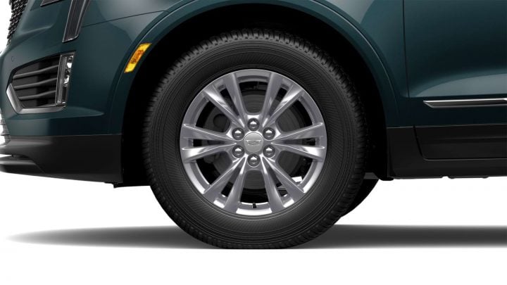 Detail view of the 2025 Cadillac XT5 wheels.