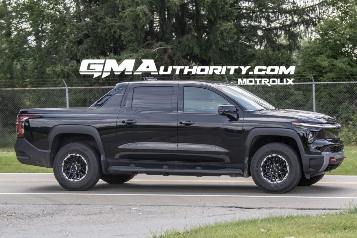 Side front three quarters view of the Chevy Silverado EV Trail Boss.