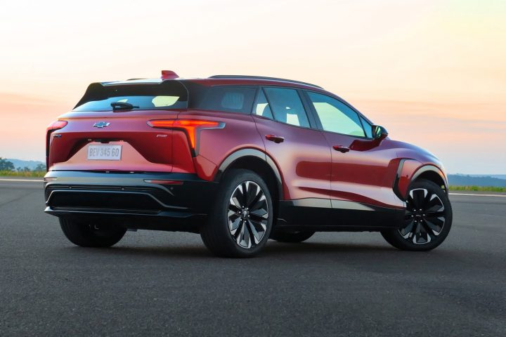 Rear three quarters view of the 2025 Chevy Blazer EV colors.
