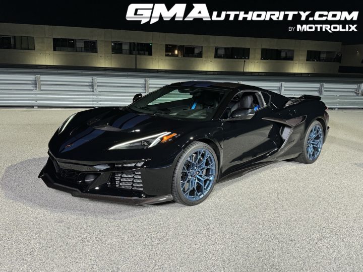 2025 Corvette ZR1 Coupe In Black Live Photo Gallery