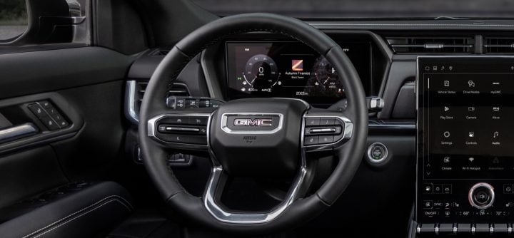 Cockpit view of the 2026 GMC Terrain. 