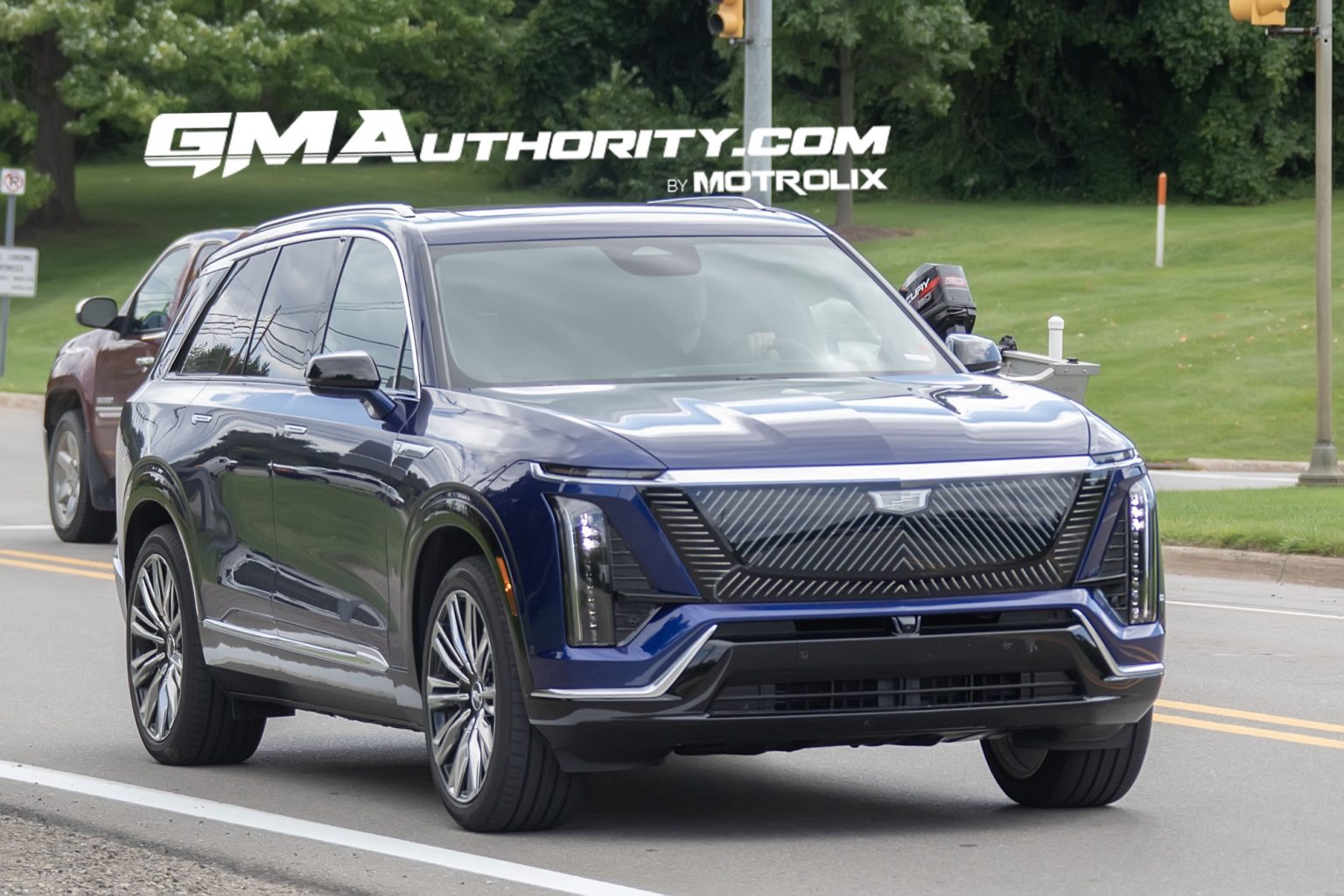 2026 Cadillac Vistiq In Opulent Blue: Live Photo Gallery