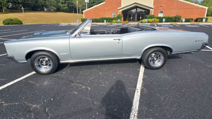 Side profile of the 1966 Pontiac GTO convertible heading to auction.