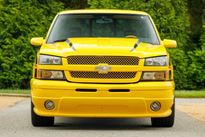 The front end of a custom 2005 Chevy Silverado 1500.