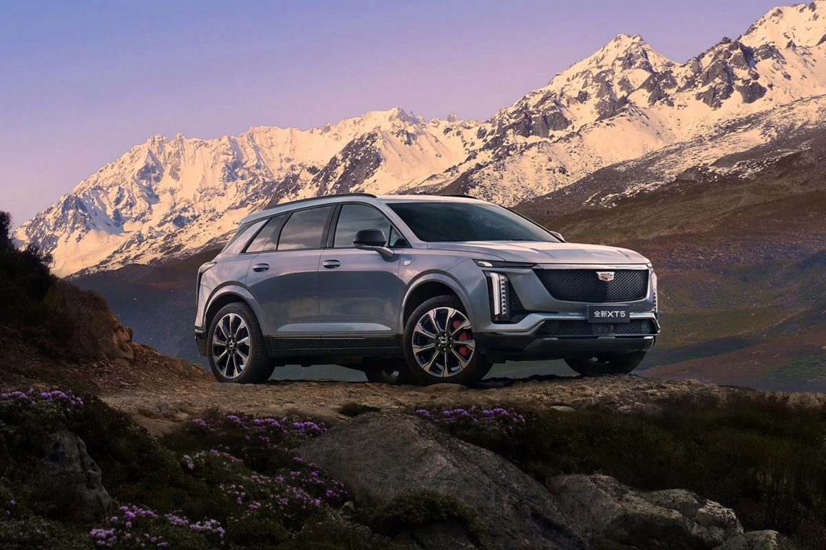 2025 Cadillac XT5 – China – Press Photos – Exterior 002 – side front ...