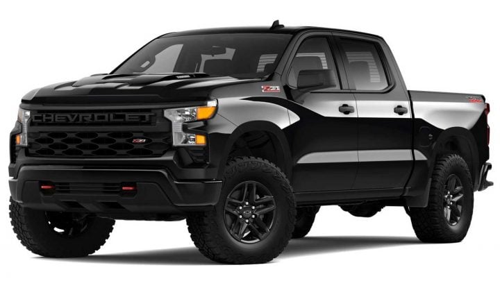 Front three quarters view of the 2025 Chevy Silverado 1500 colors. 