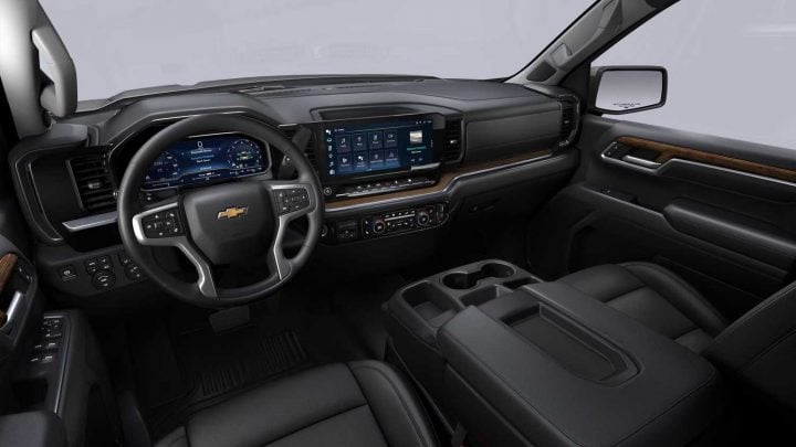 The interior of the 2025 Chevy Silverado 1500.