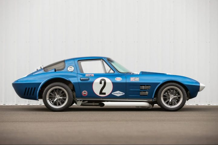 C2 Corvette Grand Sport replica side profile.