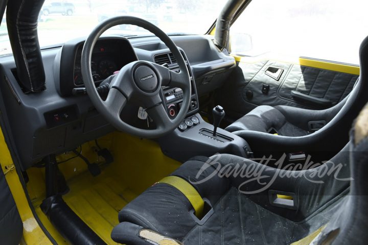 Geo Dirt Tracker interior.