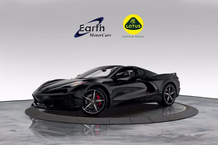 2021 Chevy Corvette Stingray 2LT Z51.