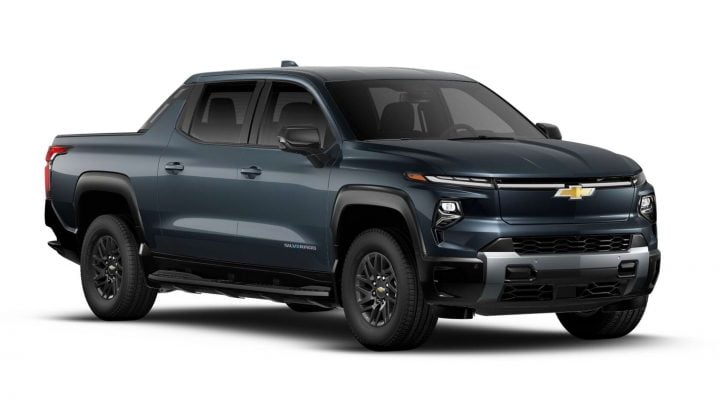 Front three quarters view of the 2025 Chevy Silverado EV. 