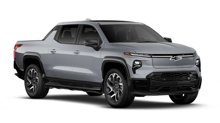 Front three quarters view of the 2025 Chevy Silverado EV.