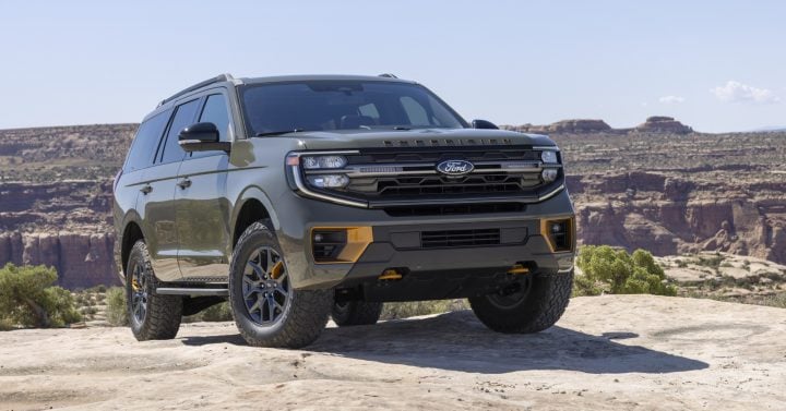 2025 Ford Expedition Tremor front three-quarter angle.