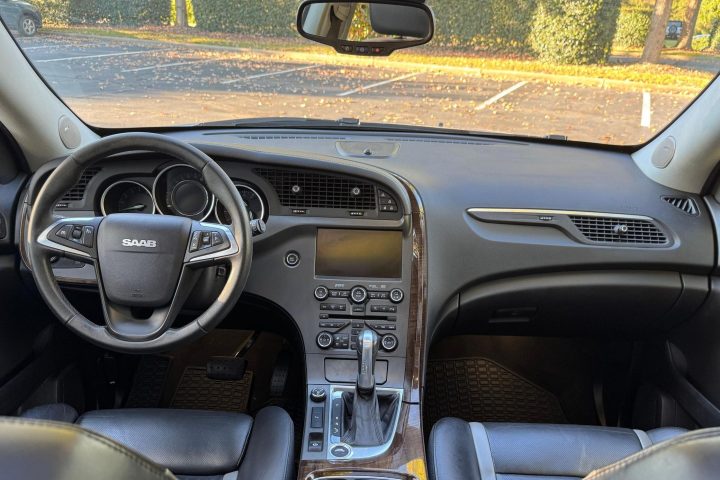 2011 Saab 9-4X dash.