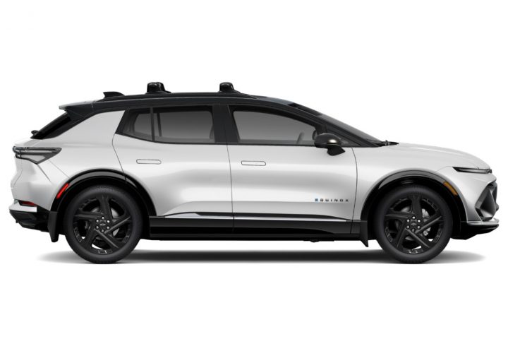 2025 Chevy Equinox EV passenger side profile.