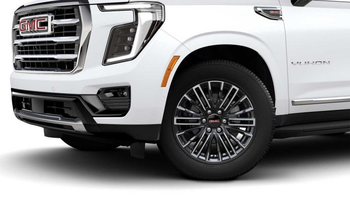 Detail view of the 2025 GMC Yukon wheels.