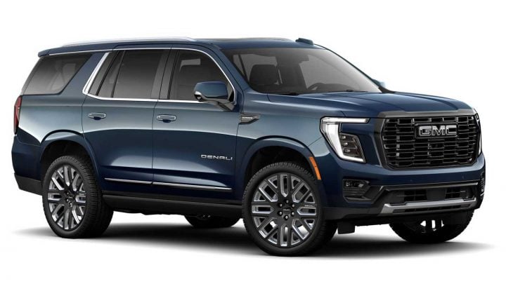 Front three quarters view of the 2025 GMC Yukon.
