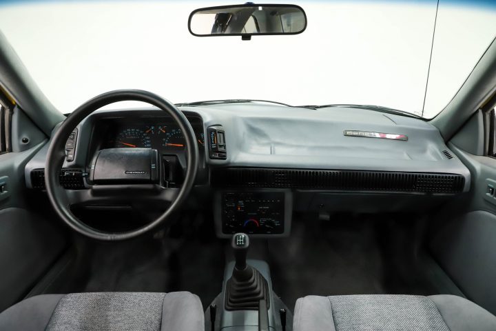 1990 Chevy Beretta GT Indy dash.