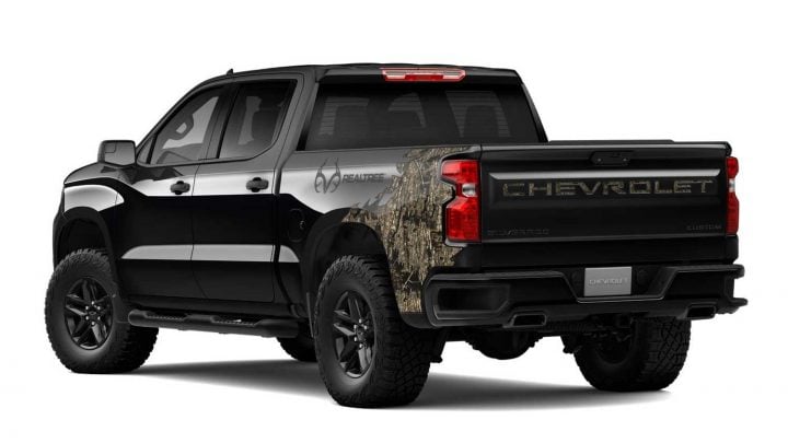 2025 Chevy Silverado Realtree Special Edition rear three quarter angle.