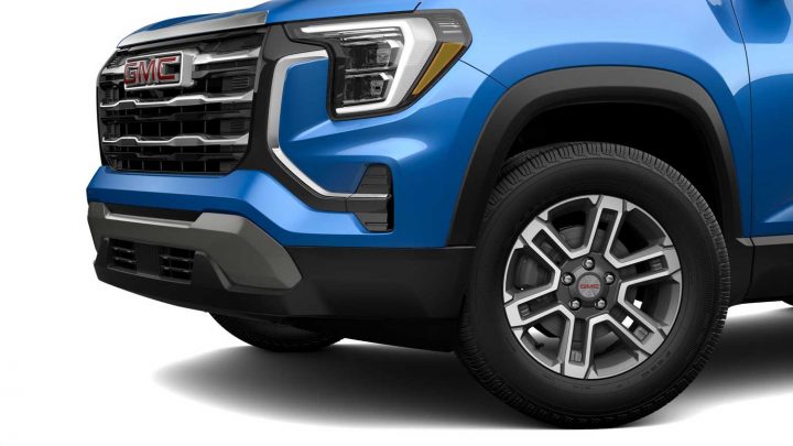 Detail view of the 2025 GMC Terrain wheels.