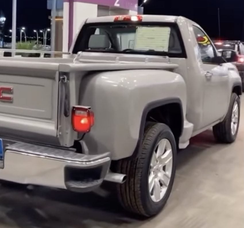 ModernDay GMC Sierra Stepside Brings Nostalgic Style Video