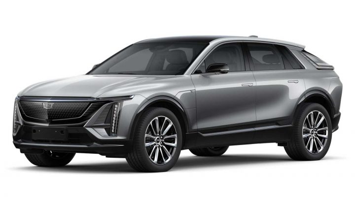 Front three quarters view of the Cadillac Lyriq Sport. 