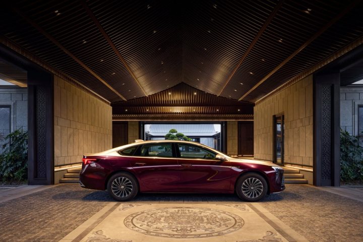 Side-profile view of the all-new two-tone 2025 Buick LaCrosse for China.