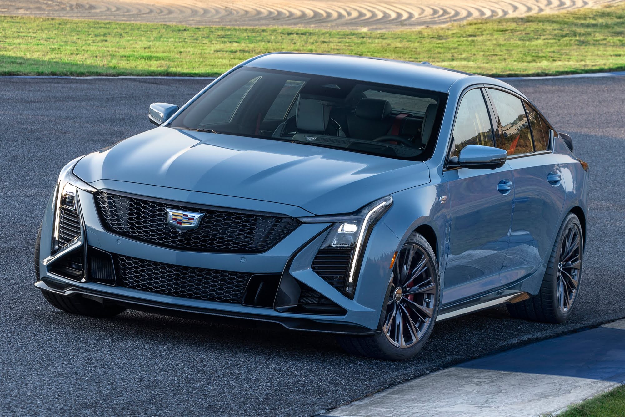 2025 Cadillac CT5V Blackwing Officially Unveiled In China