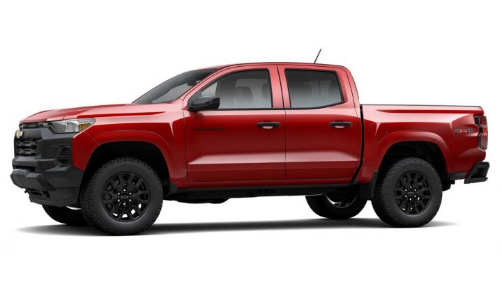 2025 Chevy Colorado WT with WT Custom Package driver side profile.