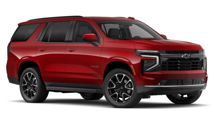 The front three-quarters view of the 2025 Chevy Tahoe RST.