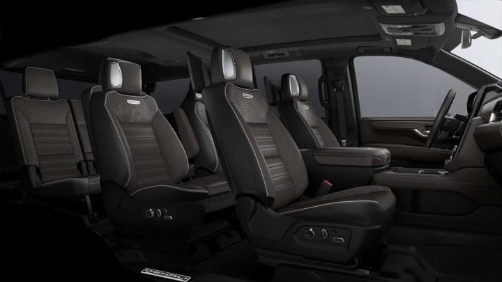 Interior view of the 2025 GMC Yukon Denali Ultimate.
