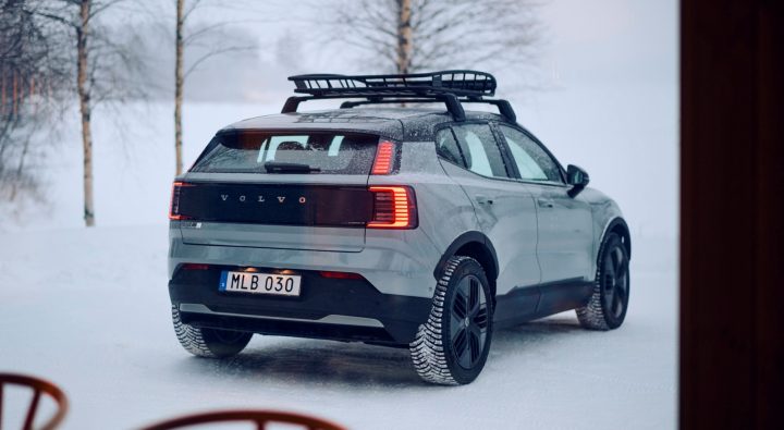 Volvo EX30 Cross Country rear three quarter angle.
