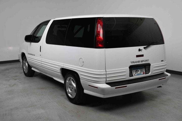 1996 Pontiac Trans Sport rear three quarter angle.