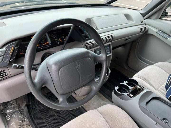 1996 Pontiac Trans Sport dash.