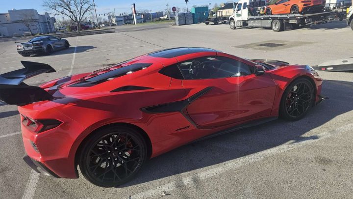 2025 Chevy Corvette ZR1 passenger side profile.
