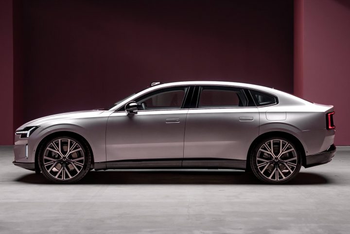Volvo ES90 driver side profile.